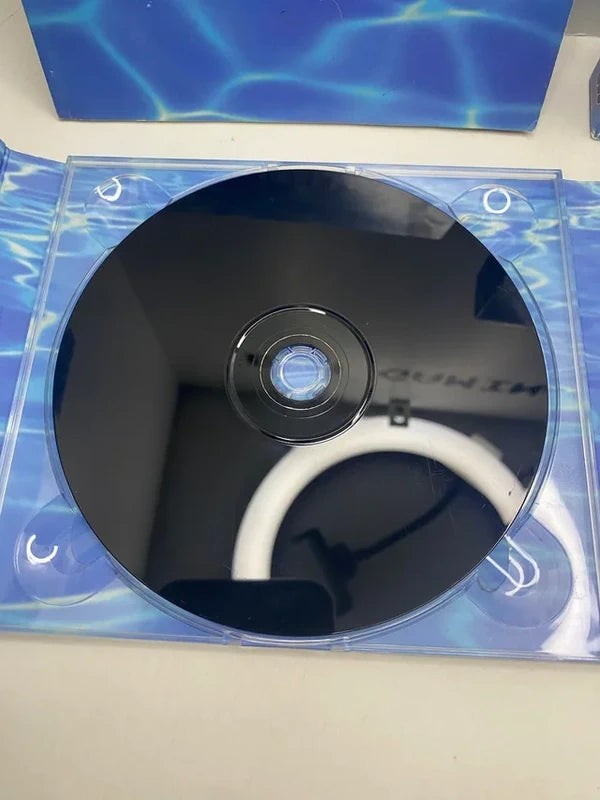 Final Fantasy Collection PS1 JAP disc showcasing a clean surface inside its case, ideal for collectors and gamers.
