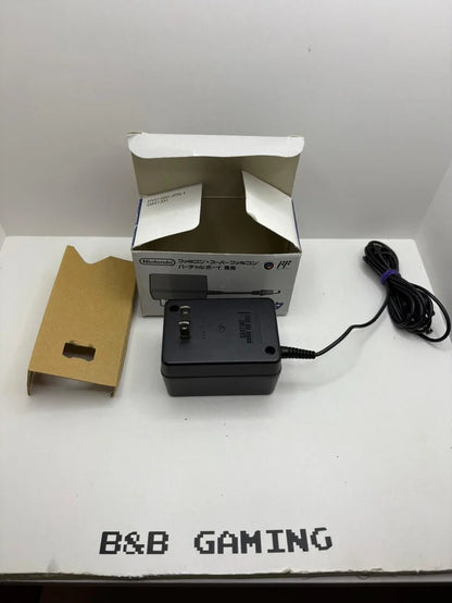 Adaptador CA Nintendo HVC-002